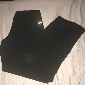 Women’s black leggings